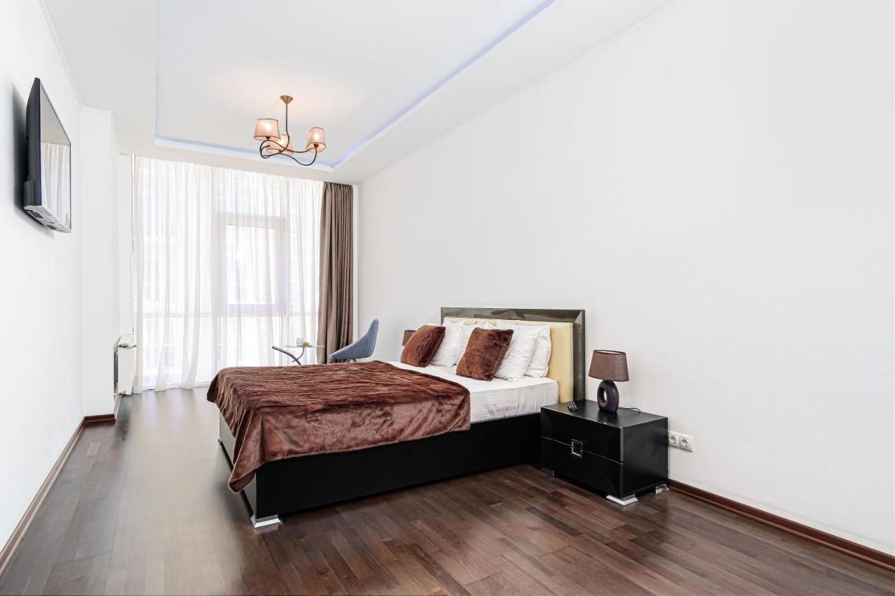 Plaza Arcadia Apartments Одесса Номер фото